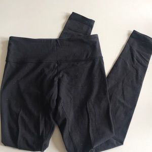 Lulu plain black workout leggings